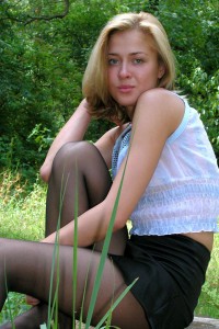Девушка в колготках в лесу. photo #11