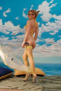 В желтых чулках в студии. photo #9