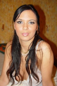 Знойная  красотка в белоснежном белье photo #1